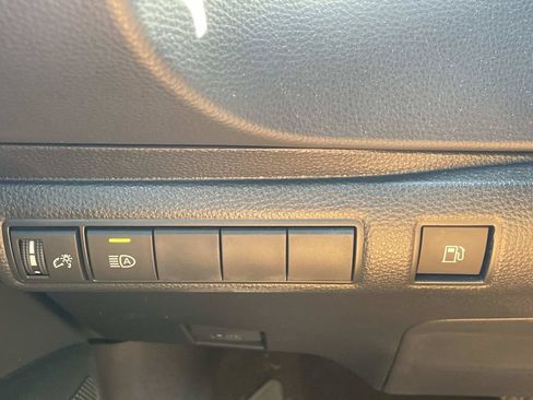 Used 2025 Toyota Corolla LE FWD image 26