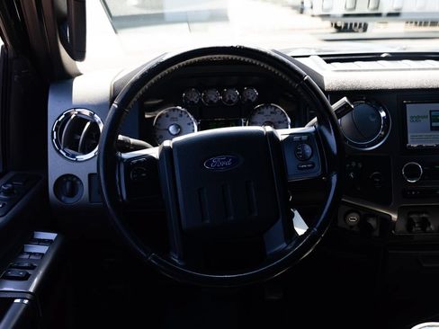 Used 2009 Ford F250 FX4 AWD/4WD image 12