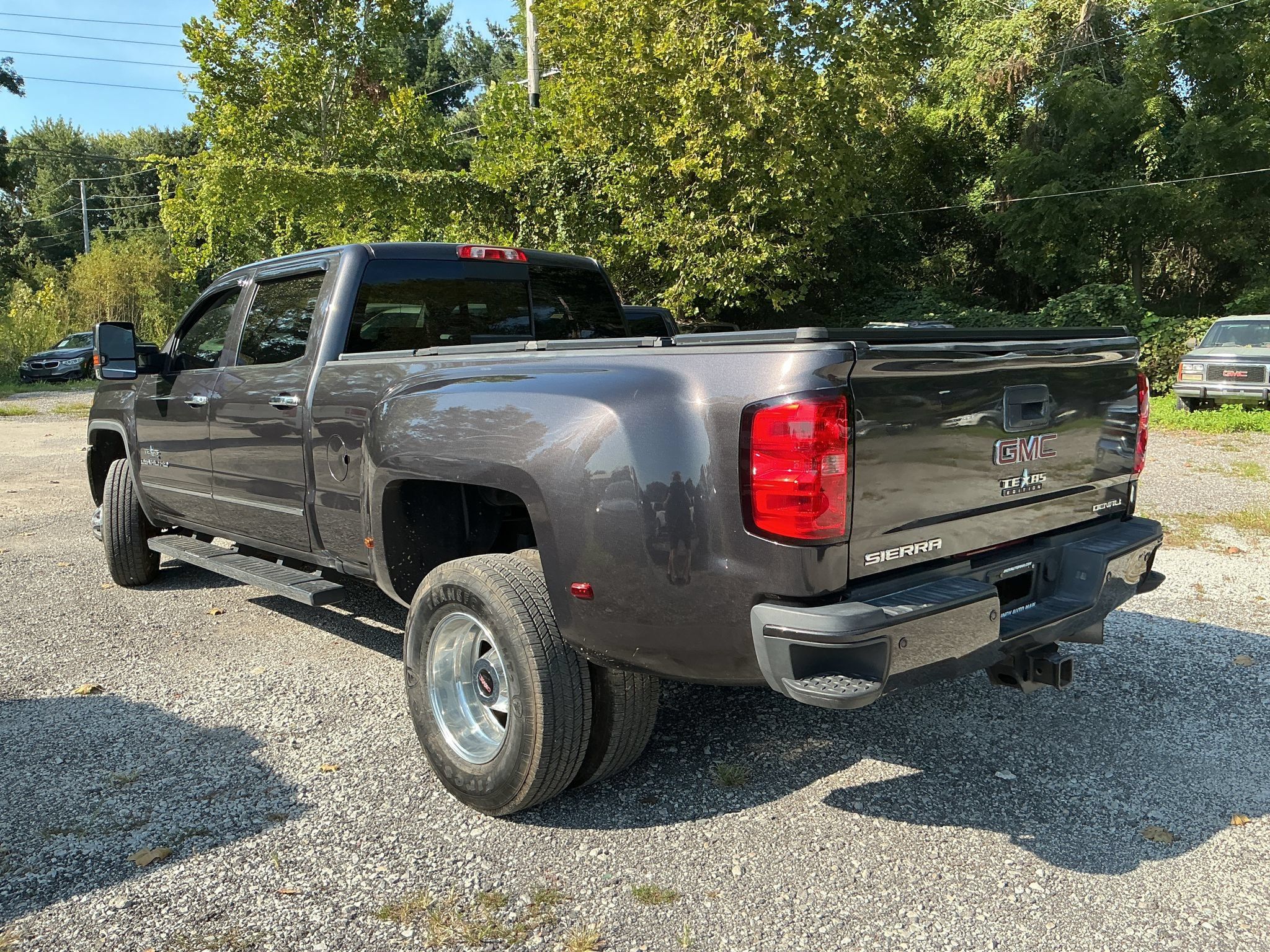 Used 2016 GMC Sierra 3500 Denali w/ Duramax Plus Package AWD/4WD image 4
