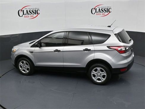 Used 2017 Ford Escape S image 17