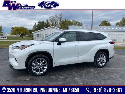 Used 2023 Toyota Highlander Limited