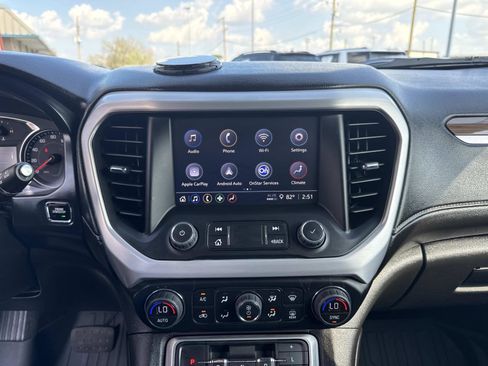 Used 2023 GMC Acadia SLE w/ Driver Convenience Package image 24