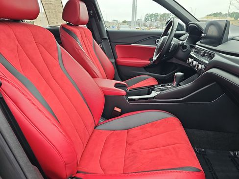 Used 2024 Acura Integra A-Spec image 10