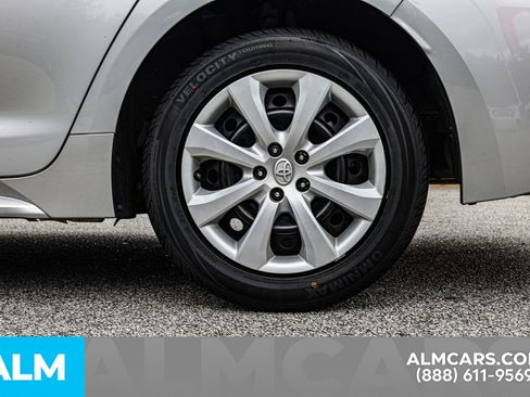 Used 2023 Toyota Corolla LE image 17