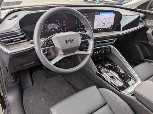 New 2025 Audi Q5 Premium Plus image 7