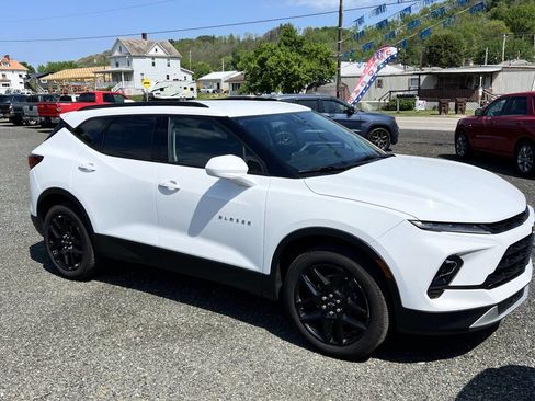 Used 2024 Chevrolet Blazer LT w/ Convenience Package image 1