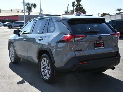 Used 2023 Toyota RAV4 XLE Premium FWD image 6