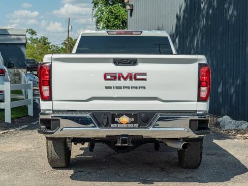 Used 2024 GMC Sierra 2500 Pro w/ Convenience Package AWD/4WD image 5