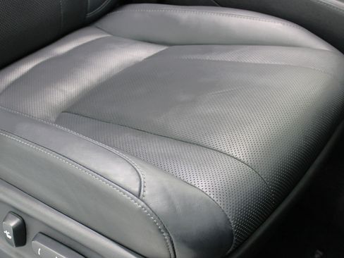 Used 2017 Lexus LX 570 4WD w/ Luxury Package image 49