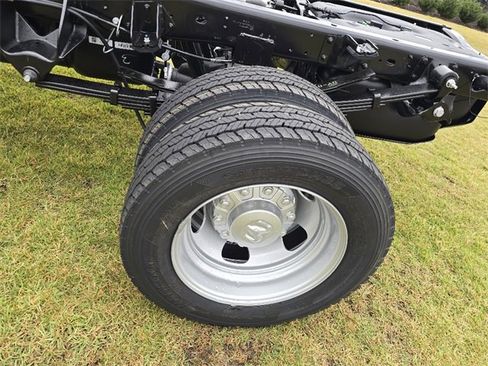 New 2026 RAM 4500 Tradesman w/ Chrome Appearance Group image 7