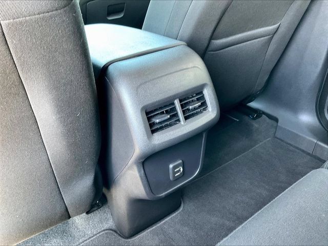 Certified 2023 Chevrolet Equinox LT FWD image 12