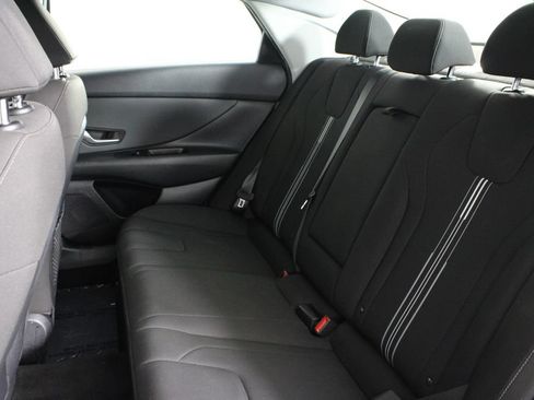 Certified 2024 Hyundai Elantra SEL w/ Convenience Package FWD image 21