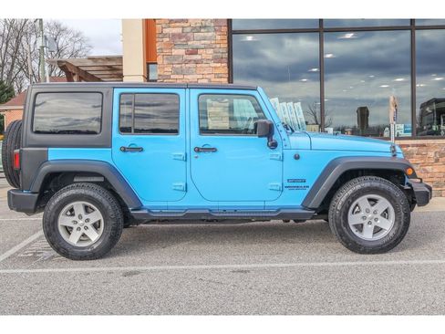 Used 2017 Jeep Wrangler Unlimited Sport w/ Quick Order Package 24S image 2