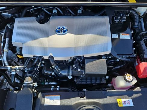 Used 2017 Toyota Prius Two w/ Carpet Mat Package FWD image 27