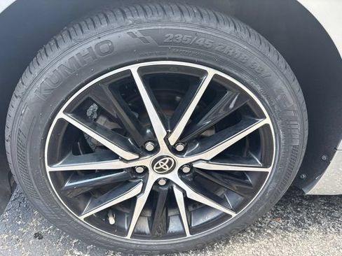 Used 2022 Toyota Camry SE FWD image 27