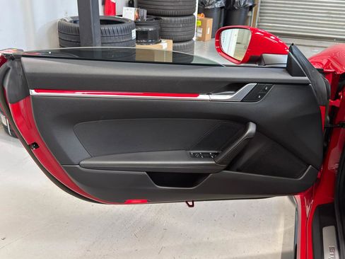 Used 2022 Porsche 911 Carrera image 16