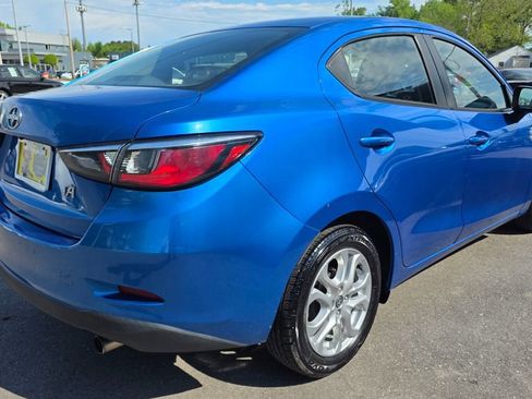 Used 2016 Scion iA image 5