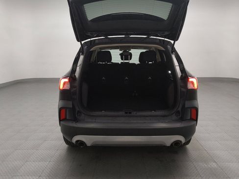 Used 2020 Ford Escape SE image 29