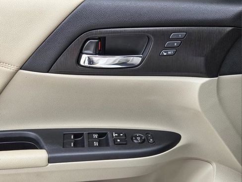Used 2015 Honda Accord EX-L image 15