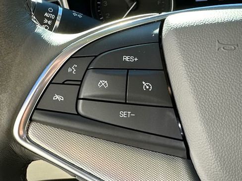 Used 2022 Cadillac XT5 Premium Luxury image 28