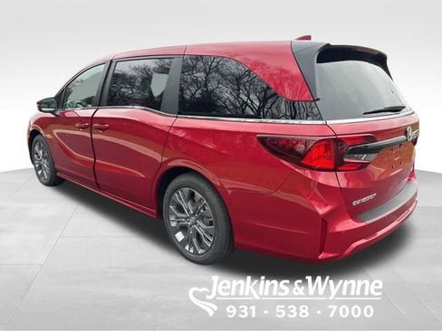 New 2026 Honda Odyssey Touring image 2