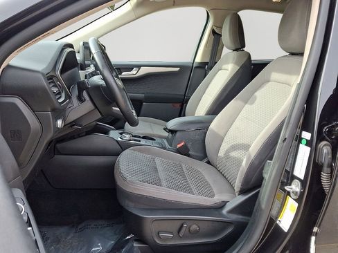 Used 2020 Ford Escape SE Sport image 14