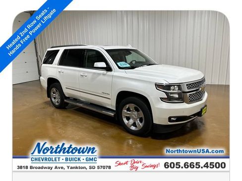 Used 2017 Chevrolet Tahoe LT w/ LT Signature Package AWD/4WD image 8