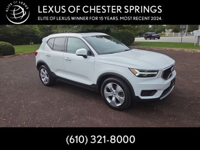 Used 2020 Volvo XC40 T5 Momentum