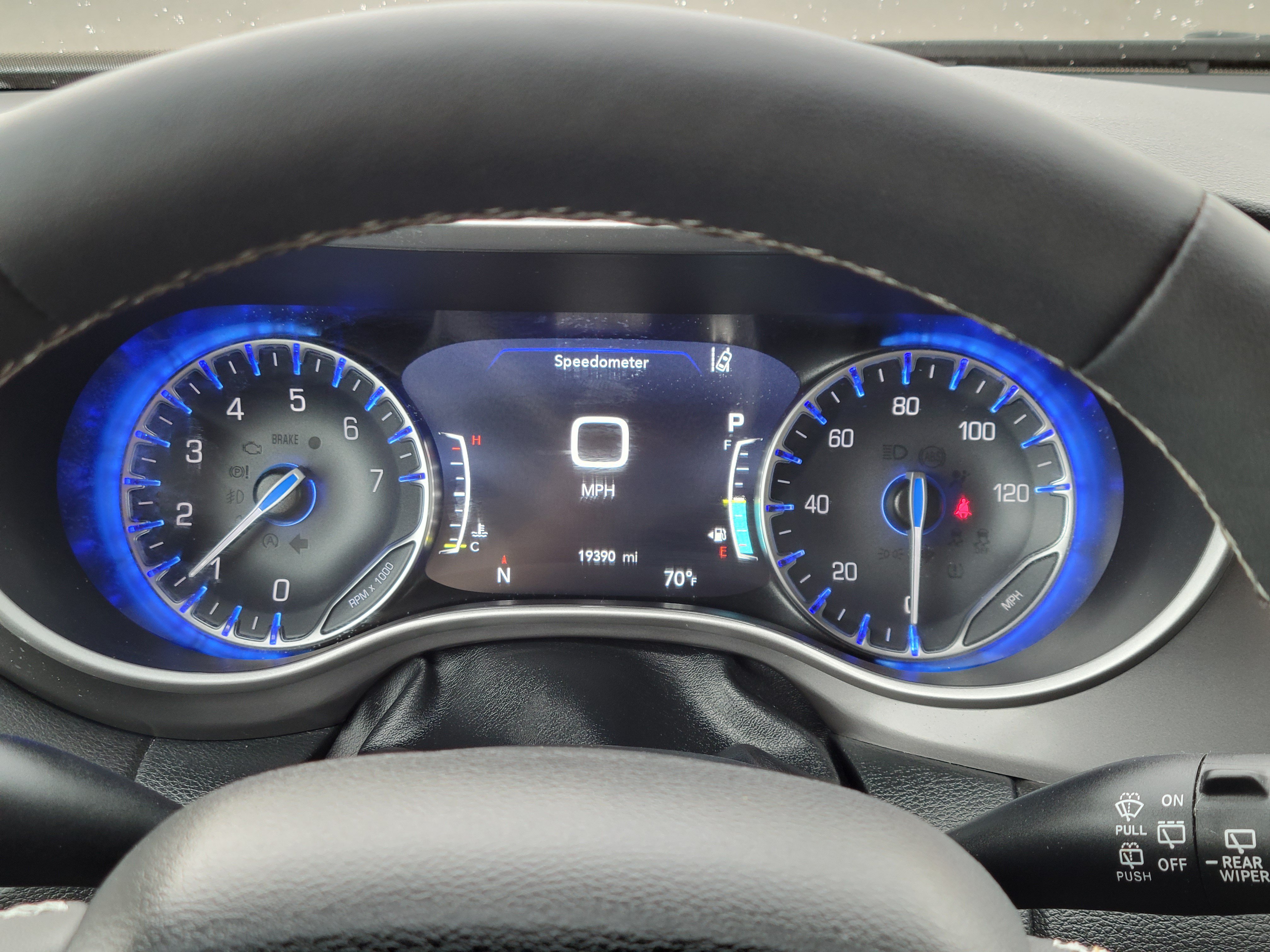 Used 2026 Chrysler Pacifica Select w/ S Appearance Package FWD image 9