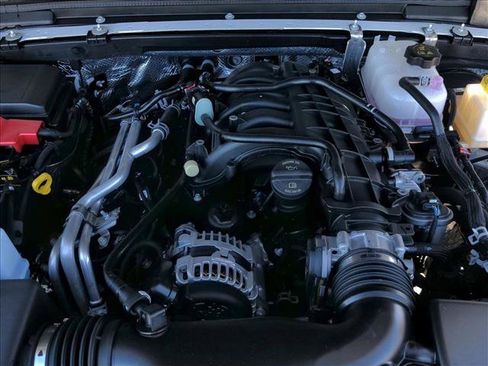 New 2025 Jeep Gladiator Rubicon image 10