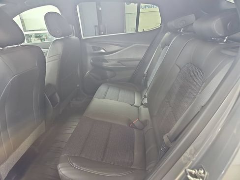 Used 2025 Buick Envista Preferred w/ Convenience I Package FWD image 17