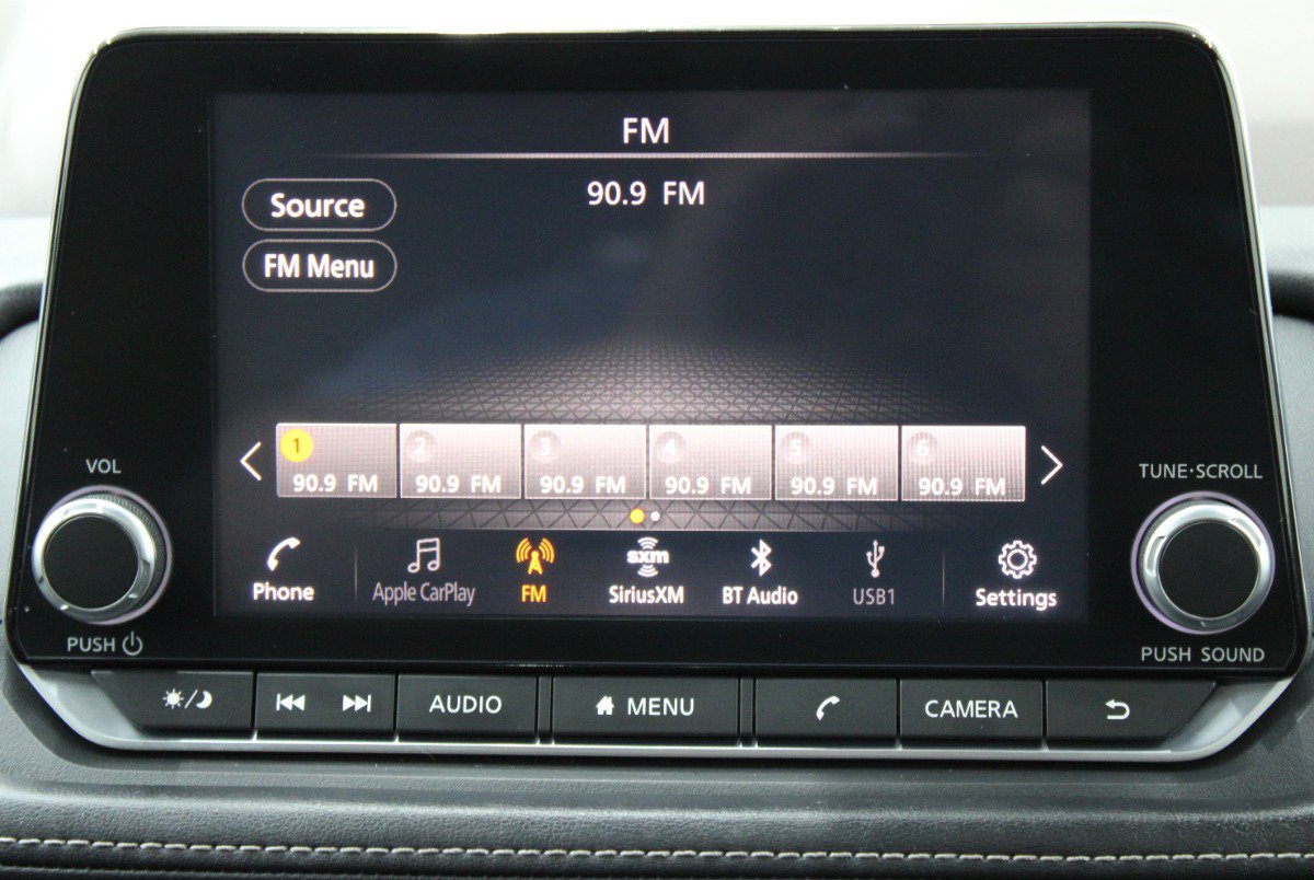 Used 2021 Nissan Rogue SL FWD image 25