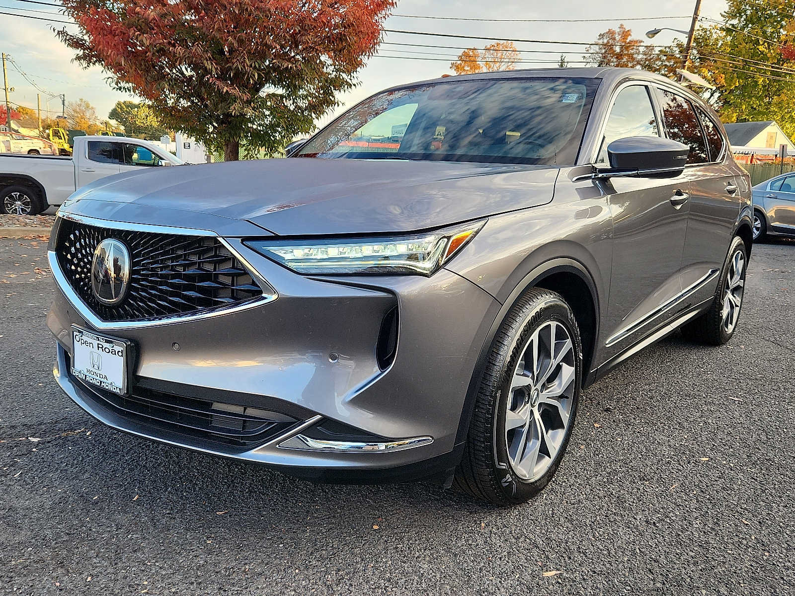 Used 2024 Acura MDX w/ Technology Package AWD/4WD image 3