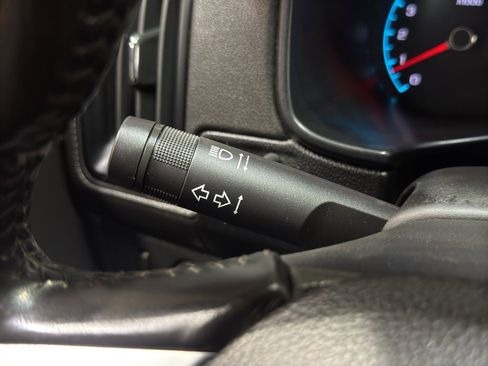 Used 2018 GMC Canyon SLE w/ Nightfall Edition image 23