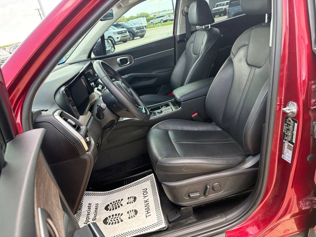 Used 2022 Kia Sorento S AWD/4WD image 10