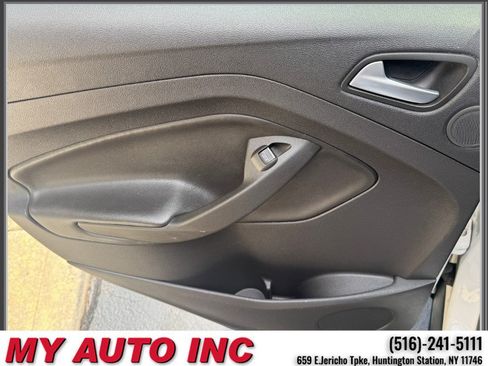 Used 2014 Ford Escape SE w/ Equipment Group 201A AWD/4WD image 32