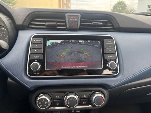Used 2025 Nissan Versa SV FWD image 22