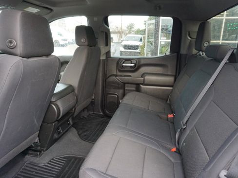 Used 2019 Chevrolet Silverado 1500 Custom Trail Boss w/ Custom Convenience Package image 12