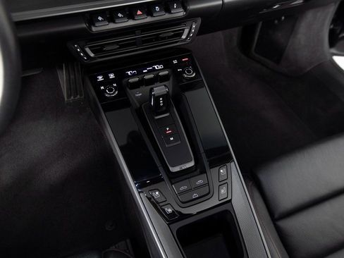 Certified 2020 Porsche 911 Carrera S image 33