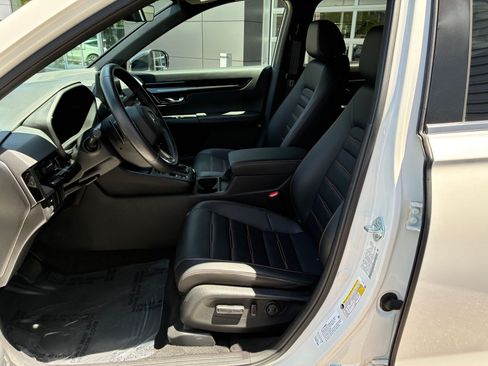 Used 2025 Honda CR-V Sport Touring image 16