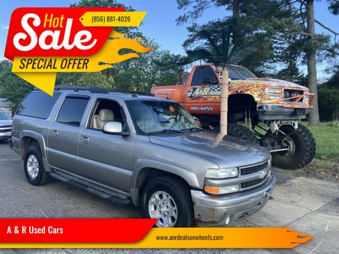 Used 2003 Chevrolet Suburban Z71 image 1