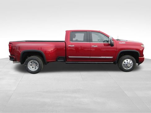 New 2026 Chevrolet Silverado 3500 High Country w/ High Country Premium Package image 6