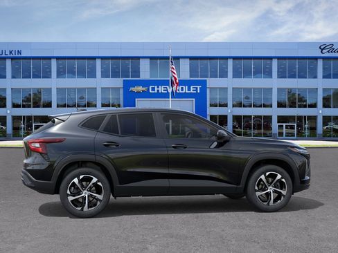 New 2026 Chevrolet Trax RS w/ Driver Confidence Package image 5