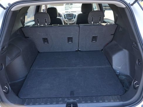 Used 2020 Chevrolet Equinox LS AWD/4WD image 27