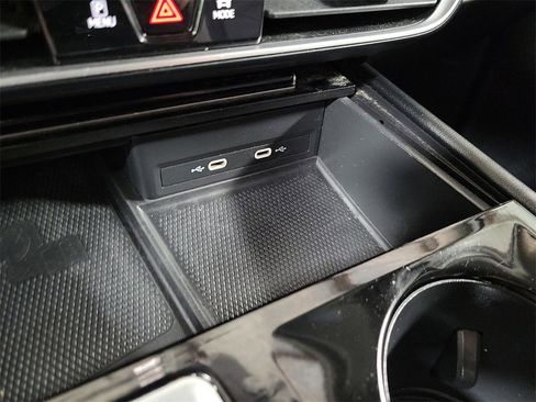 Used 2024 Volkswagen Atlas Peak Edition SEL image 16