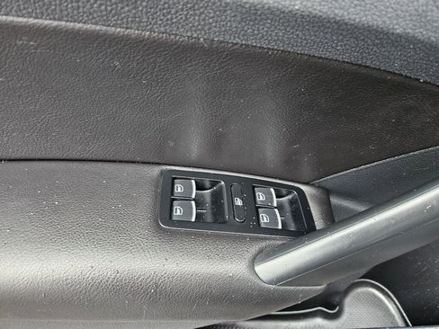Used 2012 Volkswagen Passat 2.5 SE FWD image 23