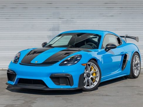 Certified 2023 Porsche 718 Cayman GT4 RS image 1