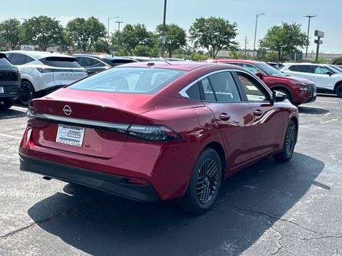 New 2026 Nissan Sentra SV w/ SV Convenience Package FWD image 4