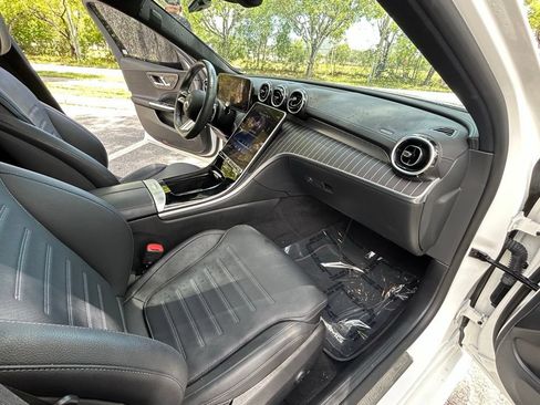 Used 2023 Mercedes-Benz C 300 Sedan image 28