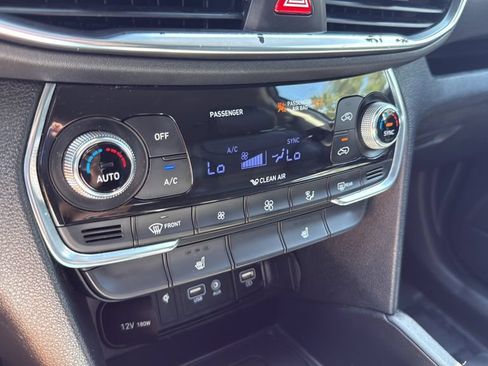 Used 2020 Hyundai Santa Fe SEL w/ Convenience Package FWD image 18